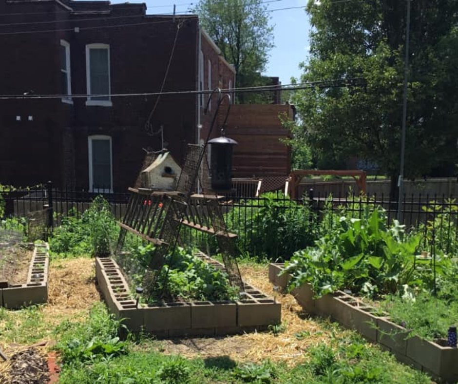 Reuse in the Garden in partnership with the St. Louis County Library